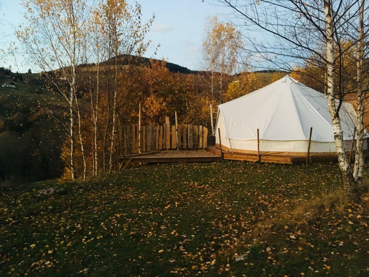 Silver Trees - Glamping Fresse-sur-Moselle Extérieur photo